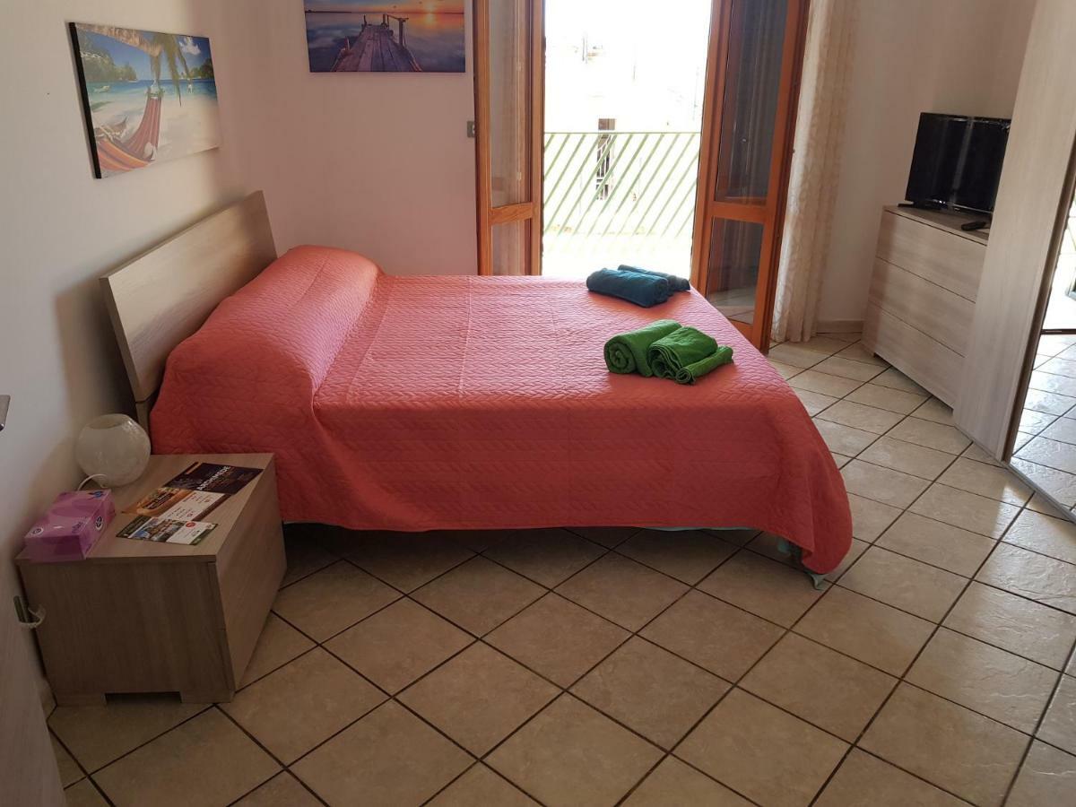 La Pietra Di Noto Hotel Buitenkant foto